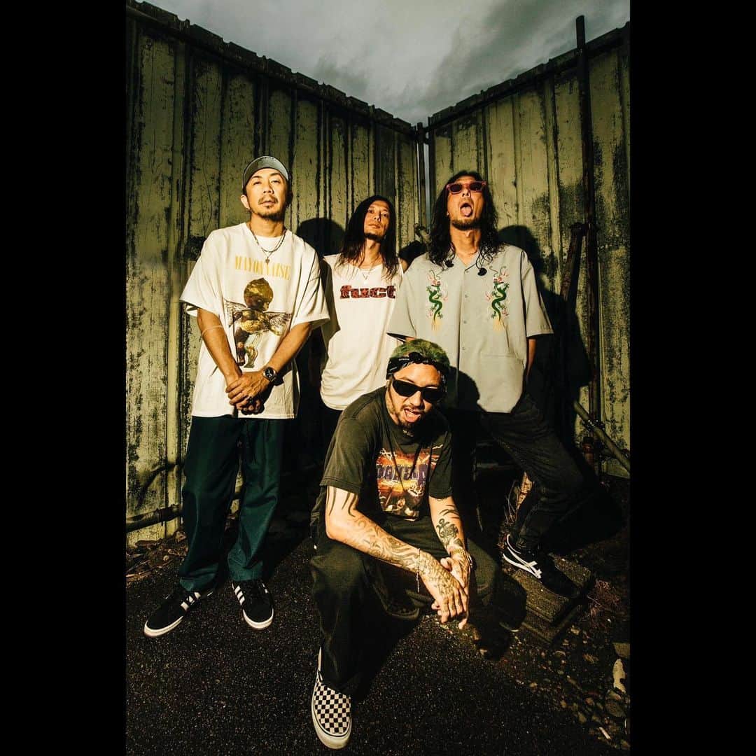 のインスタグラム：「The BONEZ 10th Anniversary Tour  "47 AREAS”(6本目) 甲府CONVICTION 有り難う御座いました‼︎  photo by @ysz.photo   #thebonez10  #thebonez  #骨から気合い」