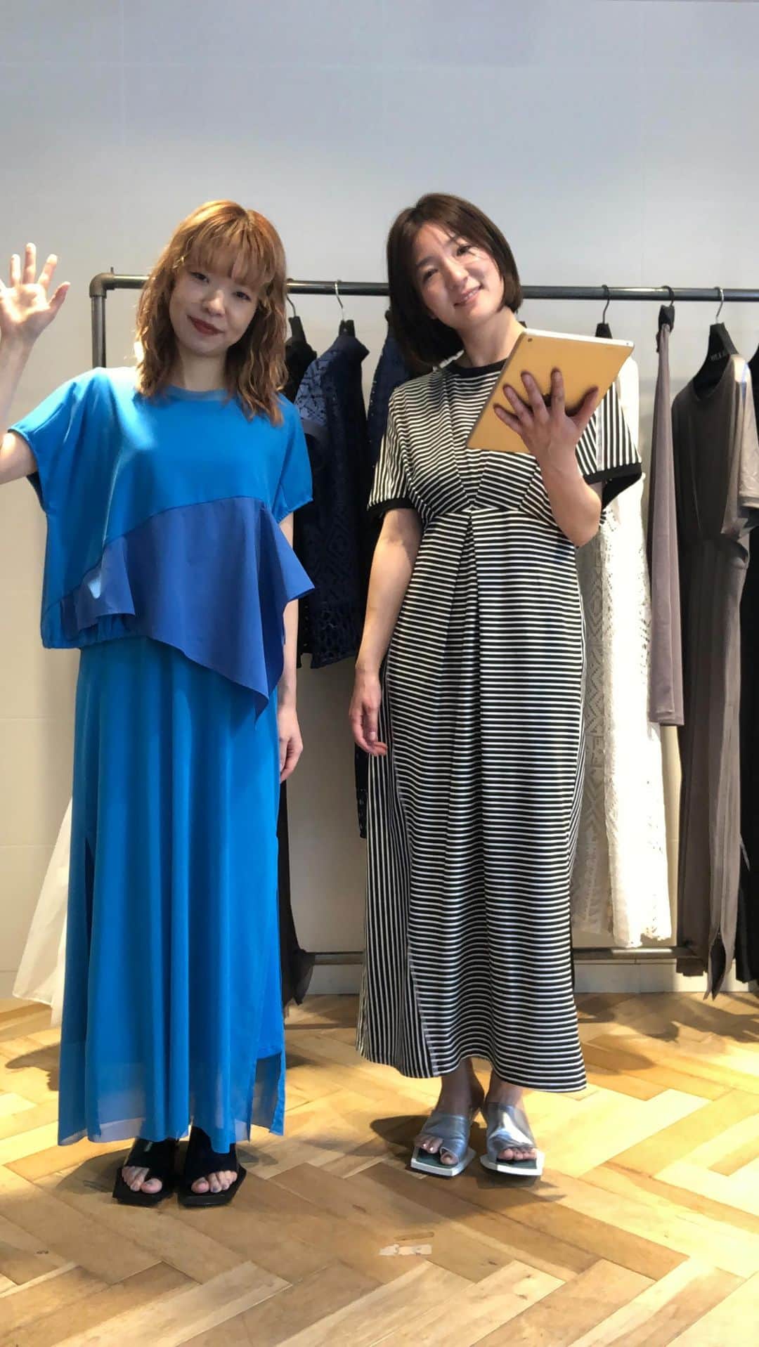 AULA AILAのインスタグラム：「Instagram LIVE 5/25 1枚で目を惹く人気のワンピースシリーズのご紹介。」