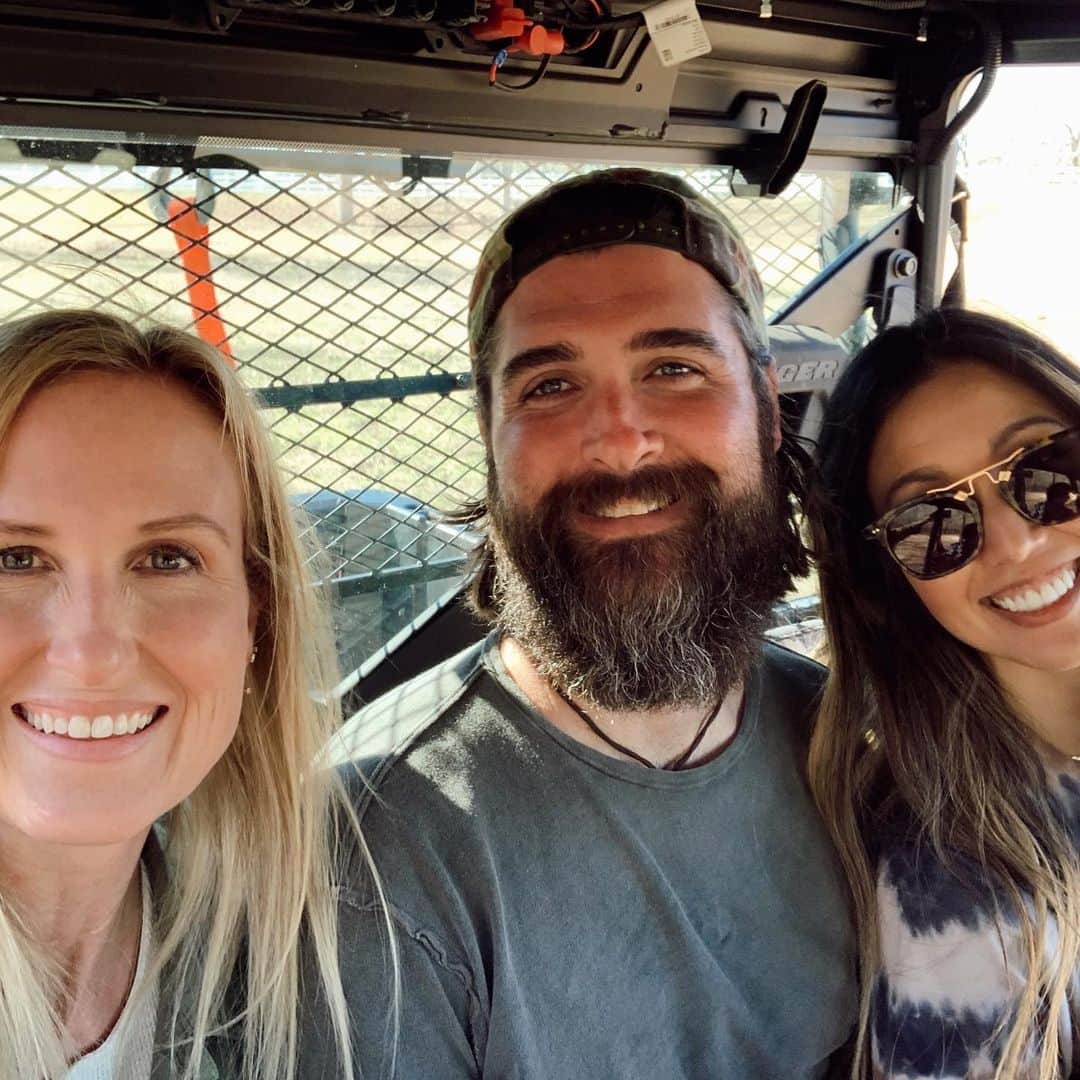 コリー・ロバートソンのインスタグラム：「Happy Birthday @johnreedloflin I seriously can’t imagine our family without you!  You are loyal, deep, generous, passionate, and fun! I love the way you love so fully, work so hard, and are passing down you love for music and 3-wheelers to your kids, ha! I also love your cooking 🤗You’re the real deal and I hope you have an awesome year! Love you!」