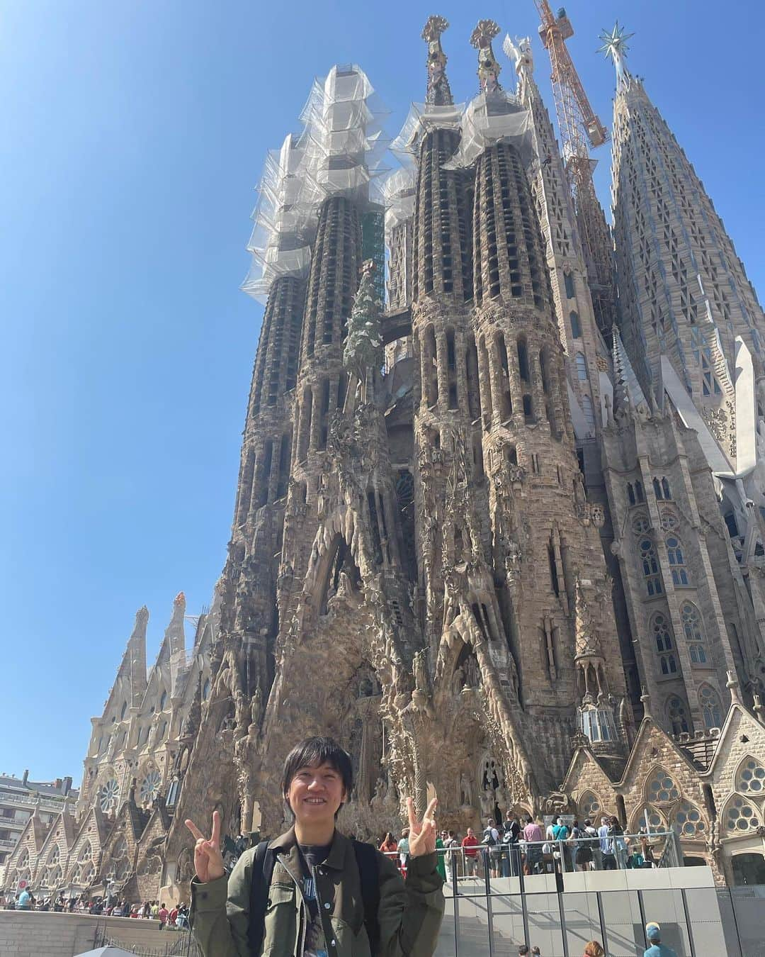 桑原彰さんのインスタグラム写真 - (桑原彰Instagram)「Gracias por venir ayer！  Amo Barcelona！  Nos vemos pronto！  Hasta mañana！  photo byTakeshi yao  #バルセロナの皆様ありがとうございました #スペイン語も無事伝わったのでうれしかった #また必ず会いましょう #fcバルセロナユニフォーム買いました #サクラダファミリア工事ずっとやってた #スペインのアサイーはクオリティたかかったです #おいしい」5月26日 0時43分 - kuwakuwakuwakuwa0404