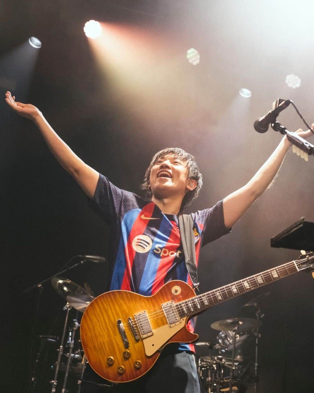 のインスタグラム：「Gracias por venir ayer！  Amo Barcelona！  Nos vemos pronto！  Hasta mañana！  photo byTakeshi yao  #バルセロナの皆様ありがとうございました #スペイン語も無事伝わったのでうれしかった #また必ず会いましょう #fcバルセロナユニフォーム買いました #サクラダファミリア工事ずっとやってた #スペインのアサイーはクオリティたかかったです #おいしい」