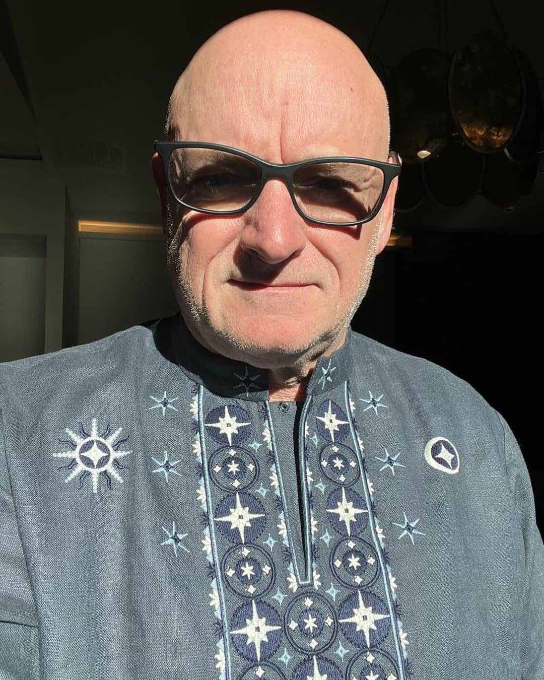 スコット・ケリーのインスタグラム：「This #Vyshyvanka was custom-made for me by @U24.gov.ua as a reminder of my most memorable trips — to space and Ukraine.   There are only two of them. You can win one by donating $24+ towards rebuilding a school in Buzova, Kyiv Oblast.   Let's do this: donorbox.org/vyshyvankas (link in bio)」