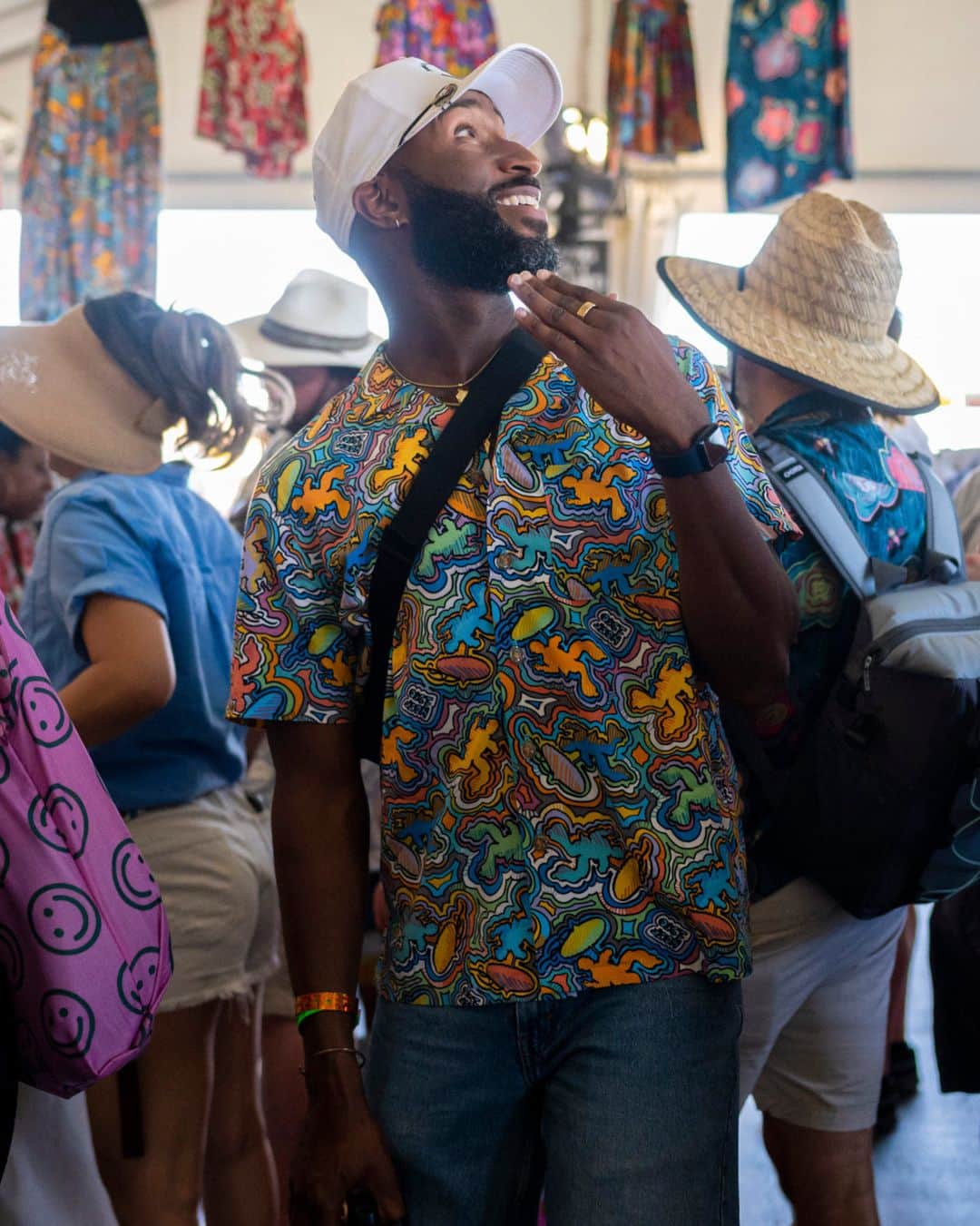 New York Times Fashionさんのインスタグラム写真 - (New York Times FashionInstagram)「A little-known brand called BayouWear that was born at a New Orleans jazz festival has come to reflect the city itself.  In 1975, while in graduate school at Tulane University, Bud Brimberg had to come up with a project for a business class. His idea: have an artist in New Orleans create a poster as merchandise for a local music festival that is now known as the New Orleans Jazz & Heritage Festival. Starting in 1981, he has also made printed Hawaiian shirts sold at the festival. After introducing the shirts, which also feature a unique motif each year, Brimberg started to offer other pieces, including shorts and dresses.  The clothes, called BayouWear, have turned into a sort of unofficial uniform for Jazz Fest attendees and performers like Irma Thomas, a soul singer and a festival fixture known for taking the stage in a custom dress featuring the latest print. Past prints have featured alligators, iris flowers, brass instruments, streetcars and palm trees.  Lisa Alexis, the director of the Office of Cultural Economy in New Orleans, said the BayouWear clothes have taken on a larger meaning for the city. “Everyone looks forward to the design each year,” she said. “It just seems to give a very comprehensive representation and feel of our New Orleans culture.”  See BayouWear on display at this year’s Jazz Fest at the link in bio. Photos by @ek_the_pj」5月25日 23時25分 - nytstyle
