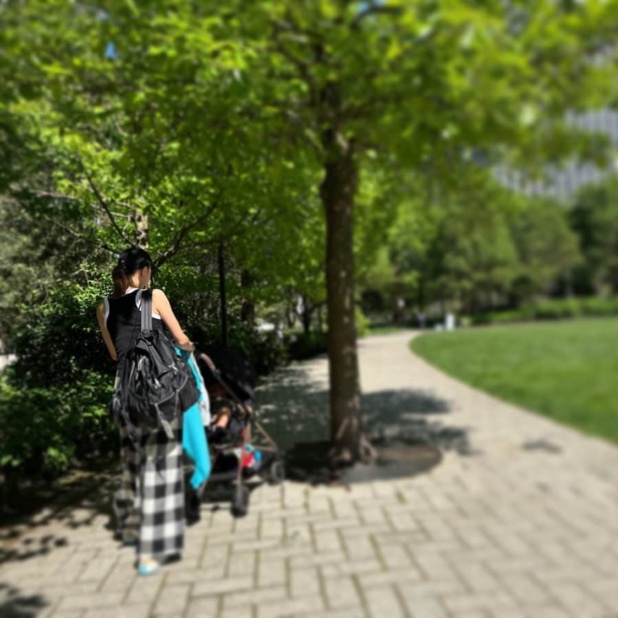 畠山愛理のインスタグラム：「☀️🌿」
