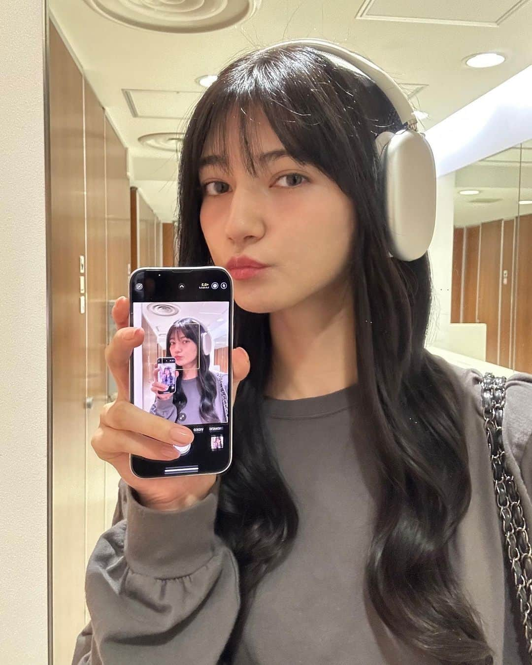 希花さんのインスタグラム写真 - (希花Instagram)「Got my long hair again😏」5月25日 16時19分 - snowdropkiana