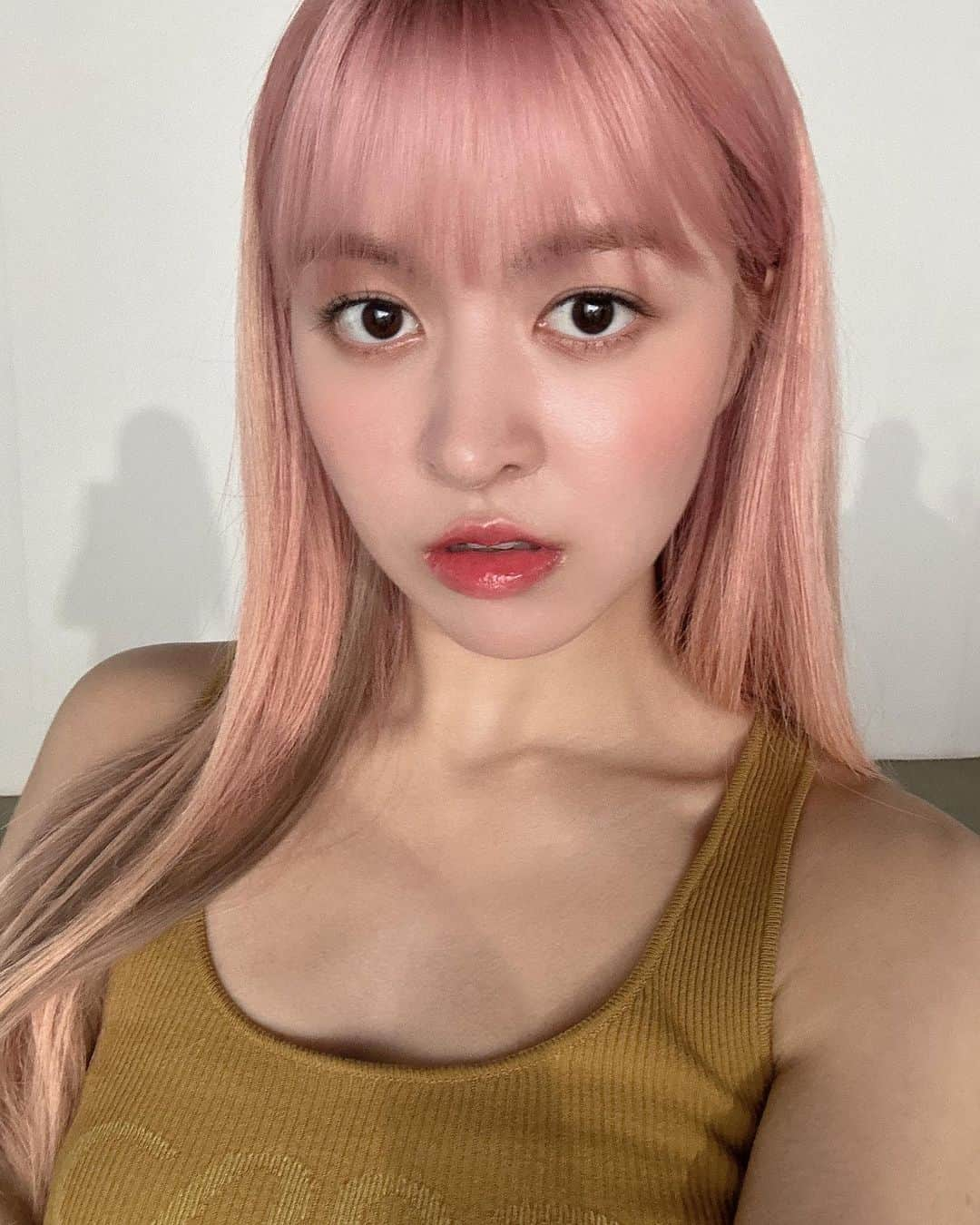 NMIXXさんのインスタグラム写真 - (NMIXXInstagram)「Hey boo boo ✨ @loewe  #NMIXX #엔믹스 #LILY #릴리」5月25日 16時35分 - nmixx_official