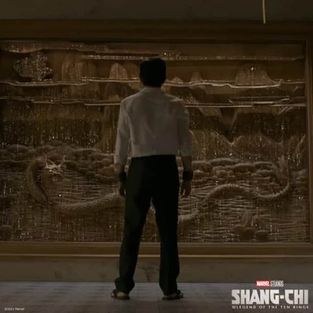 アメリカン・ブロードキャスティング・カンパニーのインスタグラム：「Unleash the power of the Ten Rings. 💥 Stream Marvel Studios' #ShangChi and The Legend of The Ten Rings any time on @DisneyPlus! #TheWonderfulWorldOfDisney」