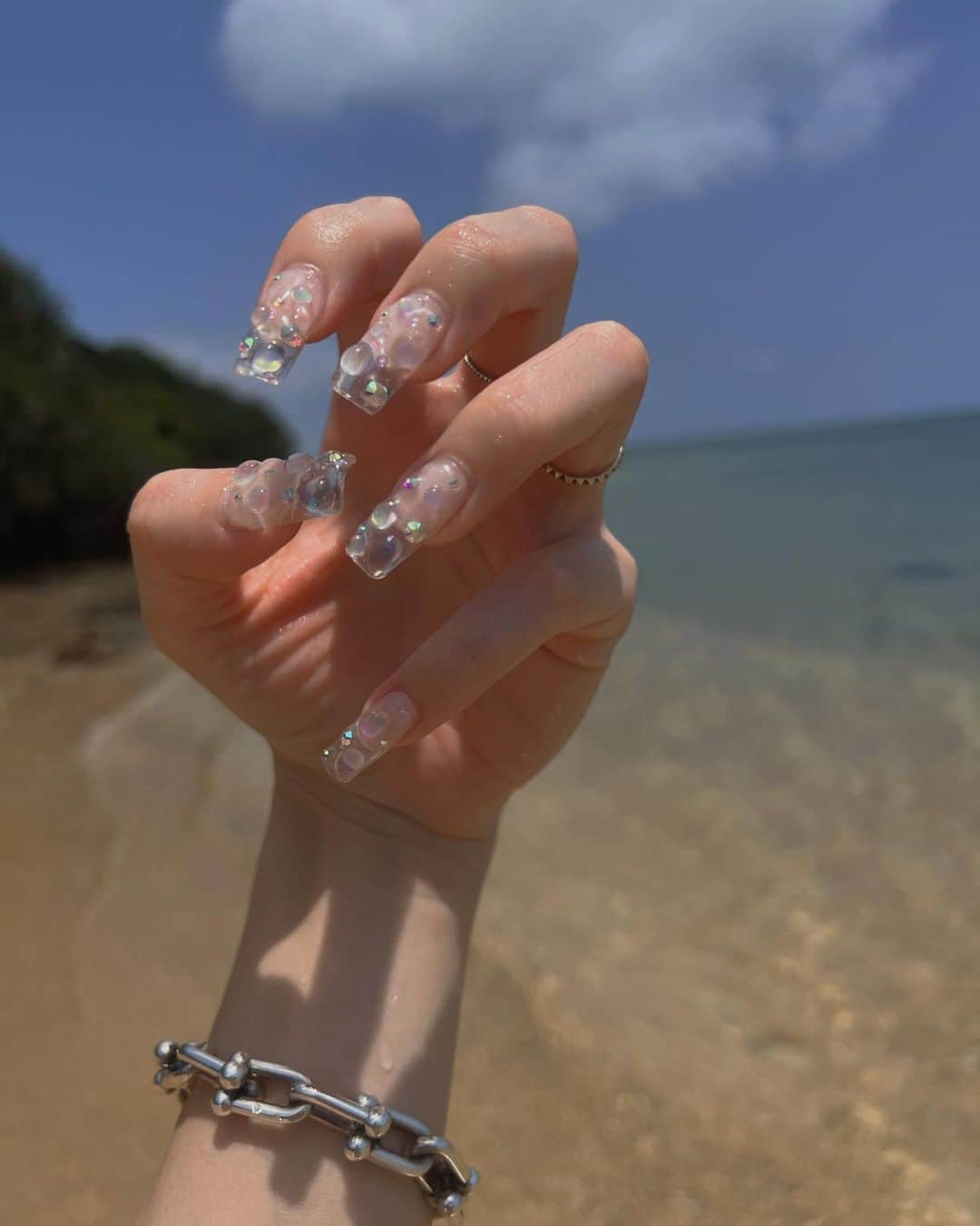 梅村実帆のインスタグラム：「一足早く 夏 🐚🪸🫧」