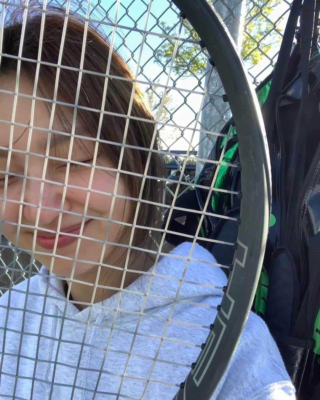 チェ・ユファのインスタグラム：「Officially starting tennis💪🏽 2023.5.22. 드디어!!! 벌써 짱잼」