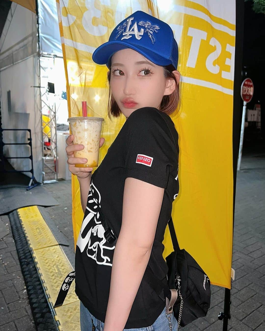 月城まゆさんのインスタグラム写真 - (月城まゆInstagram)「🥭🥭🥭  #ootd #japanesegirl #gal #streetwear #streetstyle #streetfashion」5月25日 17時28分 - xo_mayu_xo