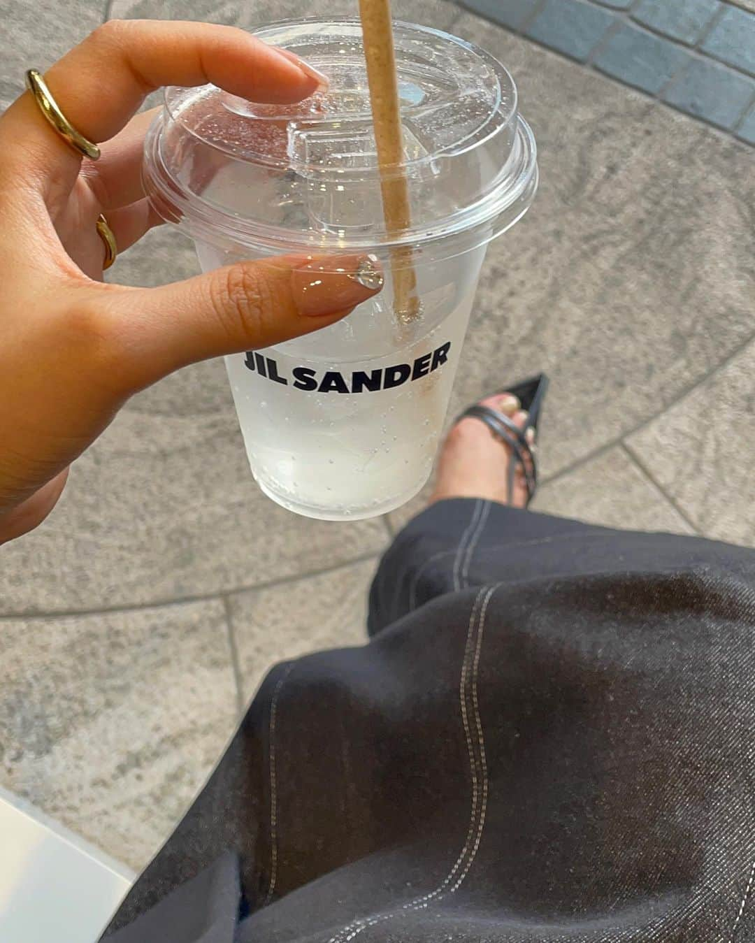 mikuponさんのインスタグラム写真 - (mikuponInstagram)「. JILSANDER  カフェ可愛かった☕️♡  . #jilsander #cafe #code #pic #京都カフェ #ジルサンダー」5月25日 17時29分 - ___ponmk2___