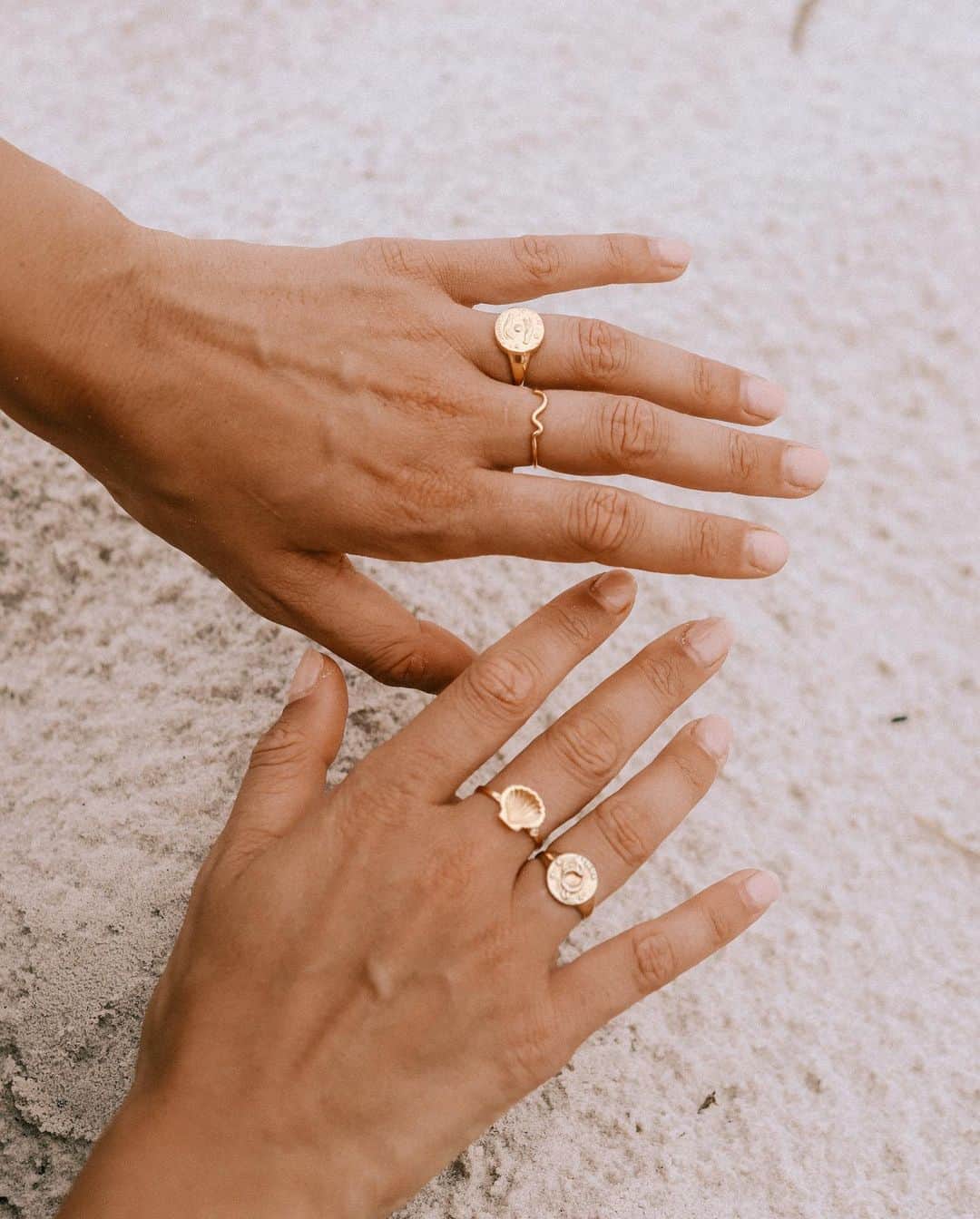 SPELLさんのインスタグラム写真 - (SPELLInstagram)「Gemini season is finally here + our Stargazer Zodiac Jewellery is the perfect gift for your loved ones… hand drawn in-house + carefully created for the stargazers 💛💫」5月25日 17時35分 - spell