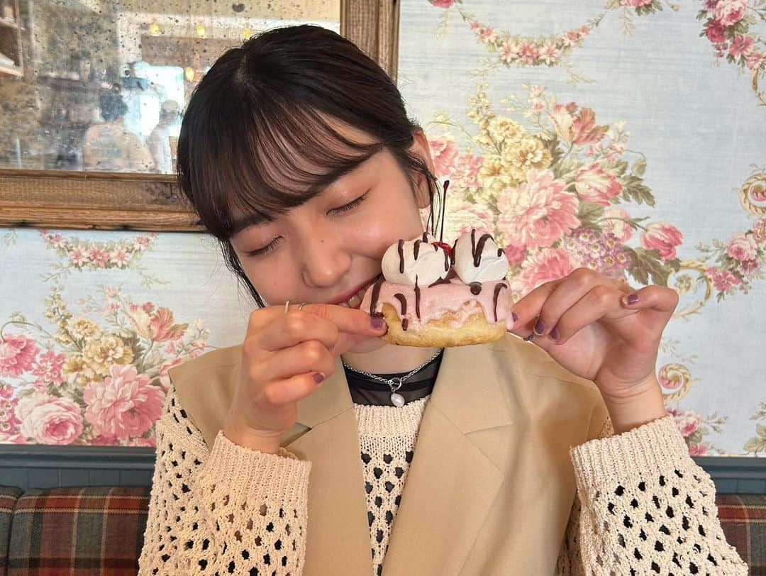 下尾みうさんのインスタグラム写真 - (下尾みうInstagram)「🥖パン活🥖vol.9 The Little BAKERY Tokyo  #神宮前 #神宮前グルメ #ザリトルベーカリートーキョー #thelittlebakerytokyo #パン #パン活 #빵 #빵스타그램 #akb48 #아이돌 #パン好きな人と繋がりたい」5月25日 17時53分 - miumiu1343