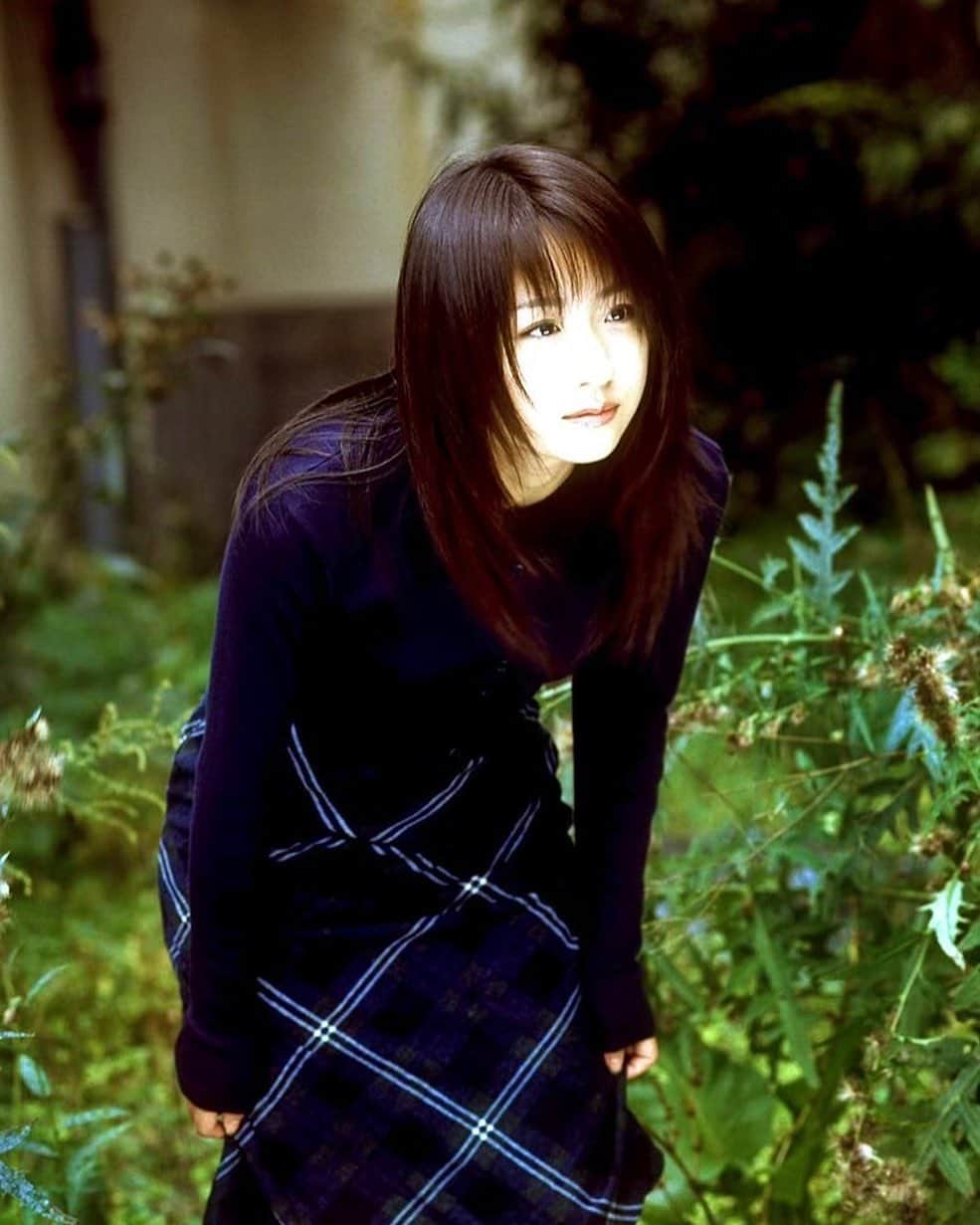 久保亜沙香のインスタグラム：「ANNIVERSARY🎉 久保亜沙香、活動25周年⸌⍤⃝⸍  これまで出会ってくれたかた、今まで応援してくれたかた、みなさん本当にありがとう。  これからもいつまでも。。 よろしくお願いします！  2023.5.25」