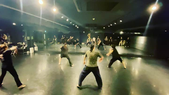 黒須洋壬のインスタグラム：「黒須洋嗣 JAZZ CLASS 2023.May.25th  @danceworks_jpn  @xross  #生きていたんだよな  #あいみょん  #dance #jazzdance  #tokyo  #japan」