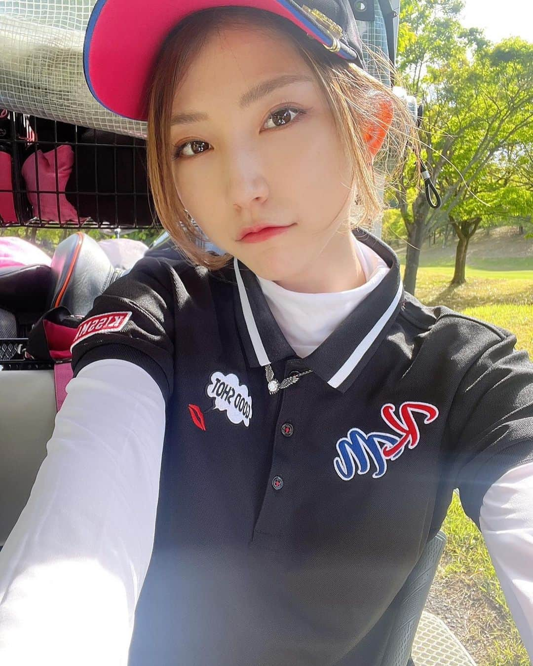 鈴木真梨耶さんのインスタグラム写真 - (鈴木真梨耶Instagram)「Golf⛳️  I am not good at playing golf yet... but, I like to play it so much w/ my family♡♡  . . . ‪#ROSEAREAL #ロザリオ‬ ‪#鈴木真梨耶 #MaRiyaSuzuki‬ #MaRiya #mom #mother #family #家族 #brother #father #papa #弟　#ママ　#お母さん　#お父さん　#パパ #golf #ゴルフ」5月25日 18時17分 - mariya_suzuki