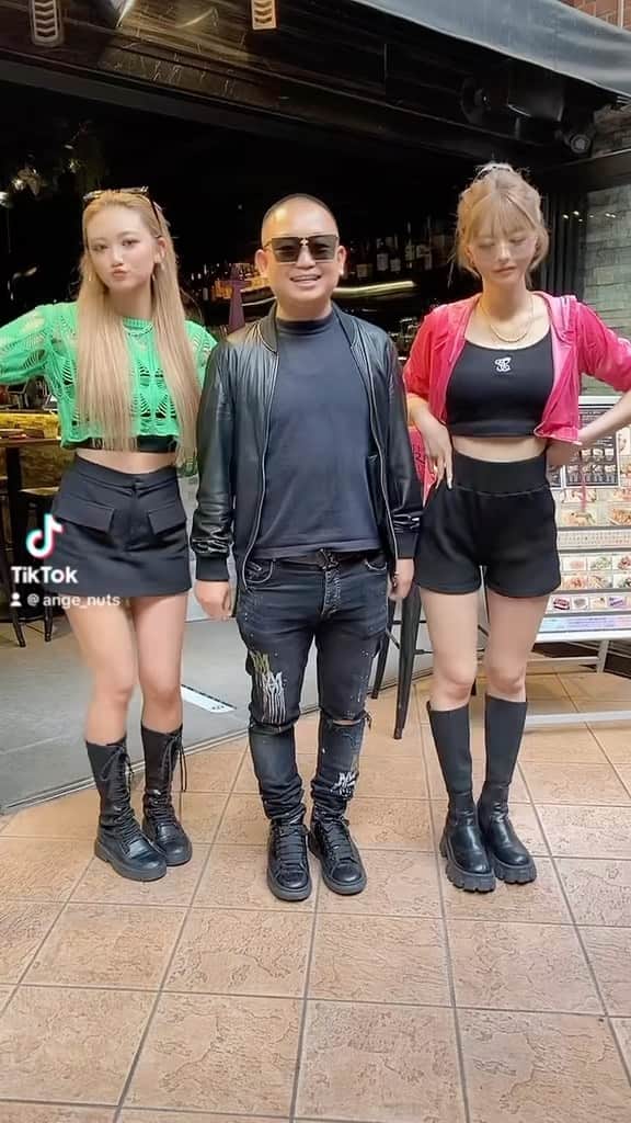 アンジェリカのインスタグラム：「💚🩷💚🩷🤘🏾🤘🏾🤘🏾（笑）」