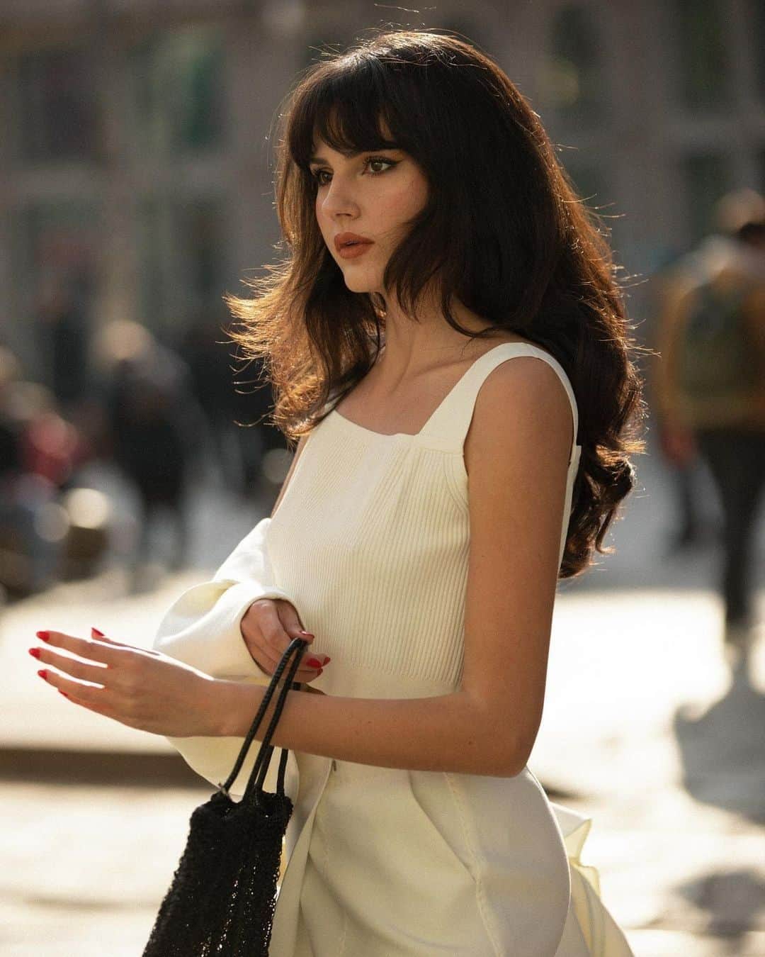 ANTEPRIMAさんのインスタグラム写真 - (ANTEPRIMAInstagram)「#Repost @paola_cossentino  Fashion blogger Poala ensembled the #ANTEPRIMA #SS23 show look with UNO #WIREBAG in Nero Opaco to create a classic contrast. Showcasing a classic Milanese style, Paola is no wonder an elegant ANTEPRIMA woman.  Shop the SS23 Collection now.  #SpringSummer2023 #SS23 #MFW #MilanFashionShow #ANTEPRIMA #ReadyToWear #WIREBAG #SummerBag #BeachBag #PoolBag #WaterResistenceBag #Miniature #MicroBag #MiniBag #CraftBag #CrochetBag #Handcraft #KnitBag #WorkBag #ItalianDesign #Craftmanship #アンテプリマ」5月25日 19時00分 - anteprimaofficial