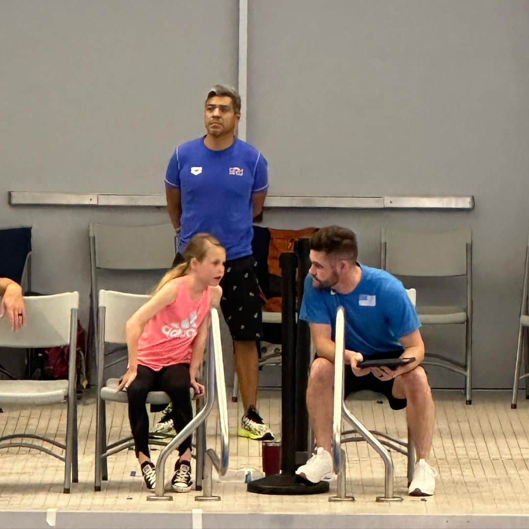 デービッド・ボウディアのインスタグラム：「Had the pleasure of coaching these five athletes @usa_diving Nationals! We have about 7 weeks of another training cycle in preparation to represent @teamusa at the @world_aquatics Championships in Japan. Way to go @wrightdaryn @sophmcafee ! Time to get to work @jordanrzepka @dungreg @brando_loschiavo 💪」