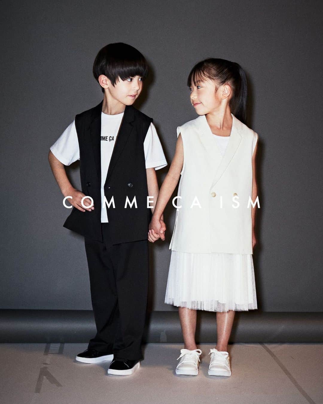 COMME CA ISMさんのインスタグラム写真 - (COMME CA ISMInstagram)「#コムサイズム #コムサイズムキッズ #commecaism #キッズコーデ #キッズコーデ男の子 #キッズコーデ女の子 #キッズコーディネート #モノトーンコーデ #キッズモデル #キッズモノトーンコーデ  @commecaism_official」5月25日 19時22分 - commecaism_official