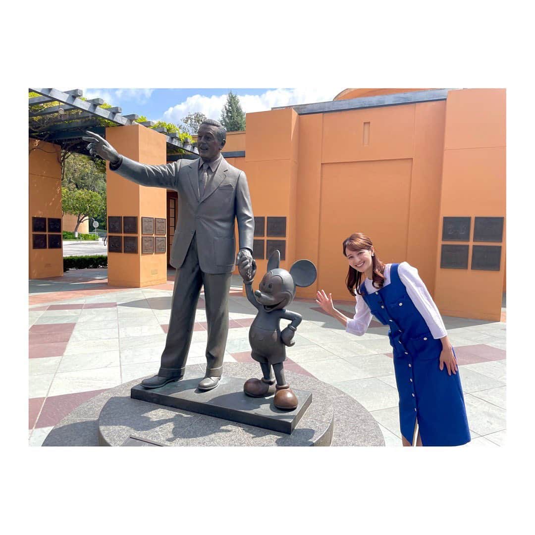 後呂有紗さんのインスタグラム写真 - (後呂有紗Instagram)「* 先月のアメリカ出張！🇺🇸💙  実は… ロスにある、ディズニー本社を、取材してきました！  真相報道バンキシャ！特別版 『ディズニー 夢と魔法のナゾを追え！』  今年、創立100周年を迎える ウォルトディズニーカンパニー。 なぜ100年もの間、人々を魅了し続けるのか！ 愛され続ける謎を、解き明かしに向かいました✨  本社の他にも、 住所非公開の特別な場所にお邪魔して、 ディズニーの始まりと愛されるワケに迫ります✨  本社のそこかしこに保存された貴重なお宝、 そして、至るところに溢れる遊び心！💙  ディズニー作品が生まれた場所を歩くと、 まるで100年の歴史の旅をしているようでした🗺️  皆さんにも、思い出の作品はありますか？ きっと愛される謎が、分かるはずです！ 是非ご覧ください！✨  28日(日)午後3:00～3:55からです‼︎💙　 （関東ローカル）  #ディズニー　#ウォルトディズニー　#la #バンキシャ  #私の思い出の作品は #リトルマーメイド　#アリエル」5月25日 19時50分 - ushiro_arisa