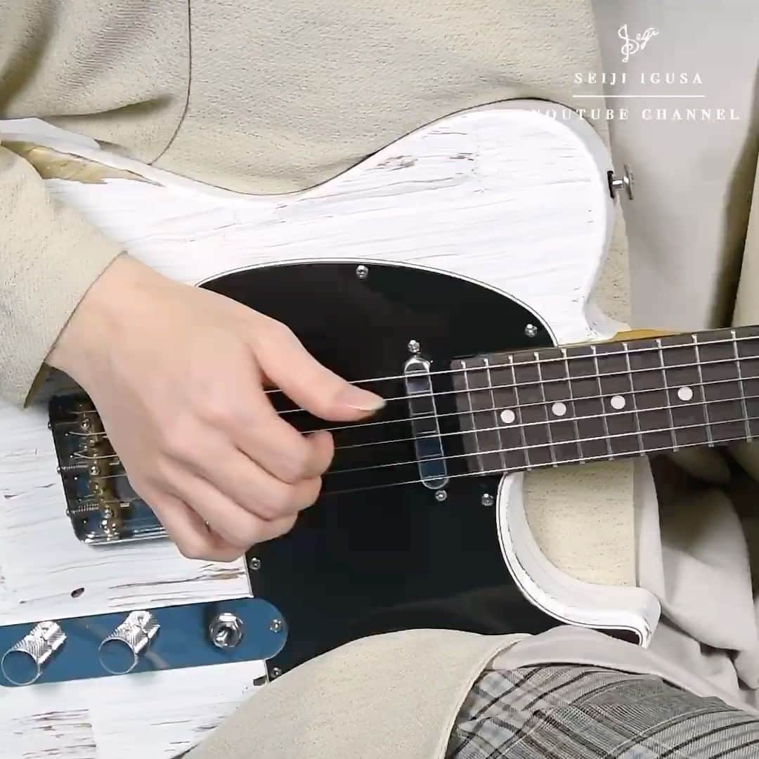 のインスタグラム：「Guitars made from insect-damaged wood  #guitar #telecaster #instaguitar」