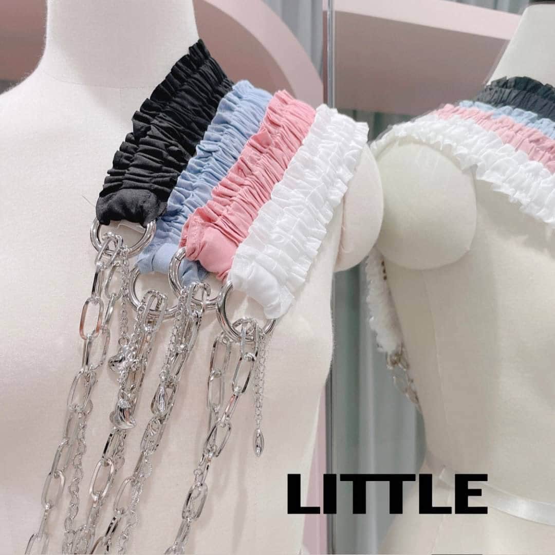 lilLillyさんのインスタグラム写真 - (lilLillyInstagram)「New Arrival select brand LITTLE  モバイルストラップ color WHITE/PINK/BLUE/BLACK size FREE ¥5,000+tax  #lilLilly #lilLillytokyo #lilLillyshinjuku」5月25日 20時14分 - lillilly_official