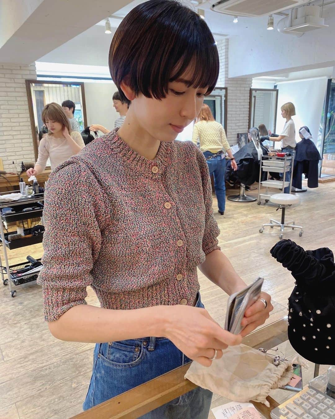 齋藤愛さんのインスタグラム写真 - (齋藤愛Instagram)「ちょっと変えるだけで すごく変わったり。 何か可愛い〜何か素敵？」5月25日 21時36分 - ai___saitoo