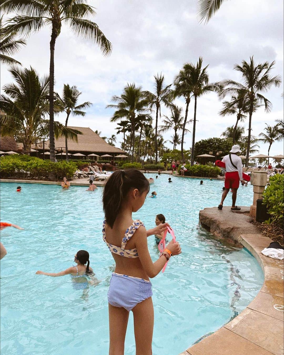 ✷kana✷さんのインスタグラム写真 - (✷kana✷Instagram)「ごちゃまぜ🌺📷  #aulanidisneyresort#makahiki#hawaii2023#alexiastam#bikinigirl#looks#breakfast#familytrip」5月25日 21時50分 - xxkana513xx