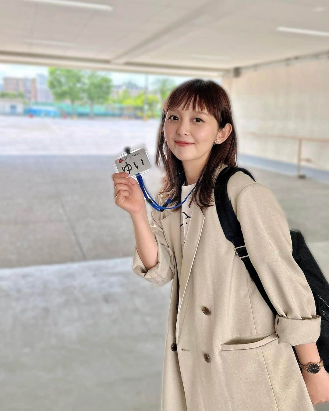 かとう唯さんのインスタグラム写真 - (かとう唯Instagram)「まるこ、夢、叶う　の巻  小学校でだじゃれの授業をする が、ずっと目標でした👩‍🏫  それが、本日、叶いました🥹✨✨  かっちりしたアウターの中には ちゃっかりだじゃれもんTシャツ🍋😆  初授業、、 めちゃくちゃキンチョールしたけど たのしかった！ かわいかった！ キッズな深まった👦👧🫶  また、絶対、やりまうす🐭✨  いつかは地元の学校でも だじゃれの授業 やってみタイガー🐯🩷  #だじゃれ　#ダジャレ　#駄洒落　#だじゃれのタレント　#ダジャレント　#だじゃれアンバサダー　#日本だじゃれ活用協会　#ダジャレンジャー　#認定ファシリテーター　#たくさん走りてーたー　#だじゃれの授業　#小学校　#三年生　#川柳　#だじゃれ好きな人と繋がりたい」5月25日 22時19分 - yuimscl0630