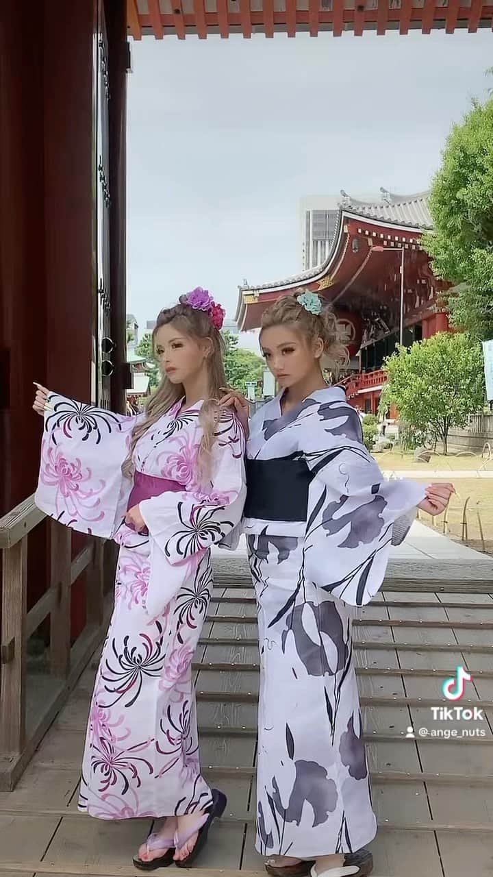 アンジェリカのインスタグラム：「お祭りってダブルデートとかも楽しいヨﾈ🩷👯‍♀️ʷʷʷ  #ギャル  #お祭り ₹˝ｬʓ₹˝ｬʓ」