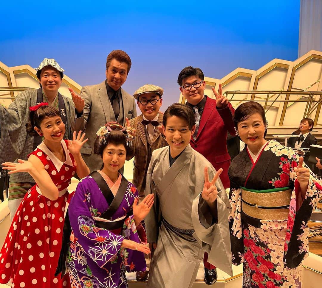 花園直道さんのインスタグラム写真 - (花園直道Instagram)「#NHK BSプレミアム 【新・BS日本のうた】〜坂本冬美一座がやって来た！〜 ご覧頂きありがとうございました。 ※あす5月27日(土)11:30～13:00再放送があります。 ご一緒させて頂いたキャストの皆様、スタッフの皆様ありがとうございました。#竹島宏 さん、昔の思い出を振り返り...感慨深かった。約12年ぶりに共演させて頂きました。 【お夏清十郎】#羽山みずき さん、そして舞踊界の大先輩、花柳糸之先生（振付）ありがとうございました😌」5月26日 9時25分 - naomichi0819