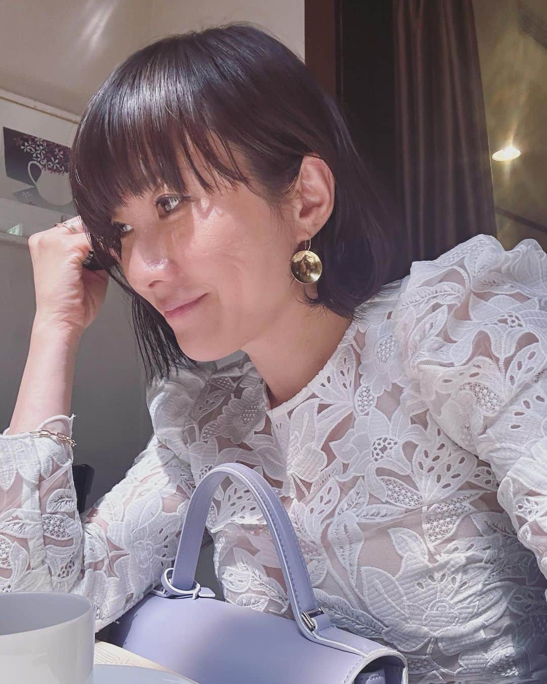 風間ゆみえのインスタグラム：「久しぶりのパープルデルヴォーを連れて。 @delvaux   #yumie_k_style」