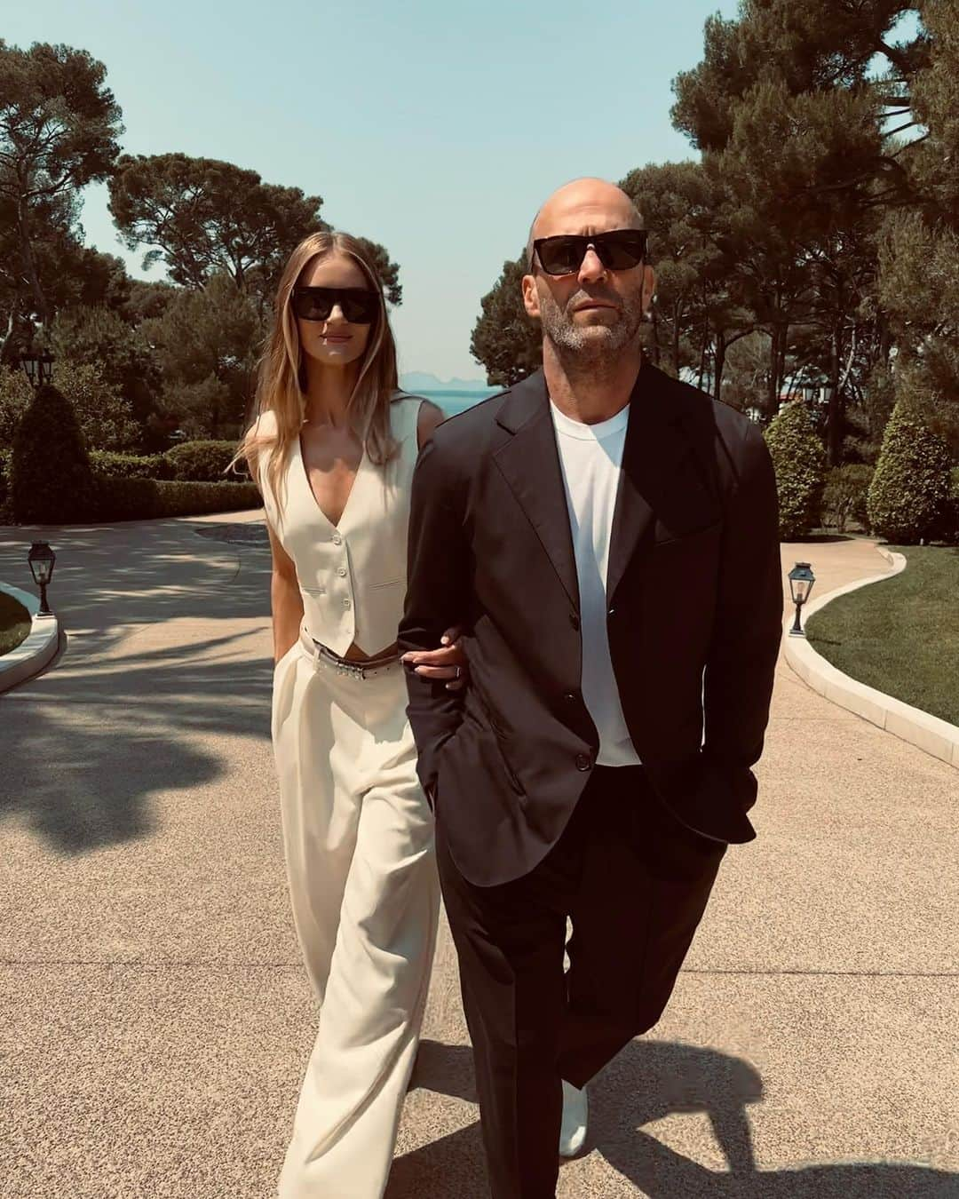 ジェイソン・ステイサムさんのインスタグラム写真 - (ジェイソン・ステイサムInstagram)「Sunny France @rosiehw」5月26日 1時17分 - jasonstatham