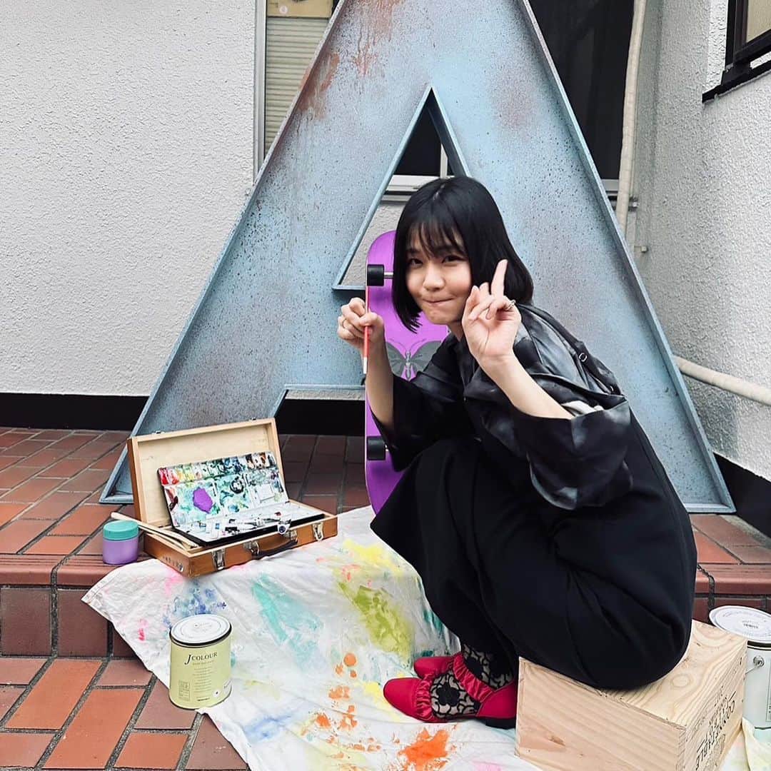 吉澤嘉代子さんのインスタグラム写真 - (吉澤嘉代子Instagram)「りほちゃんの投稿を読んだら『アイスクリームフィーバー』をもう一度観たくなりました。思い出しては何度も観たくなる映画だなと思います。 ０試写会の最後に、監督の千原さんが泣きながら皆にありがとうと言っていた姿が忘れられません。 6月4日は東京ドームで歌います。この上ない誕生日プレゼント。 photo by @thechihara」5月26日 1時18分 - yoshizawakayoko