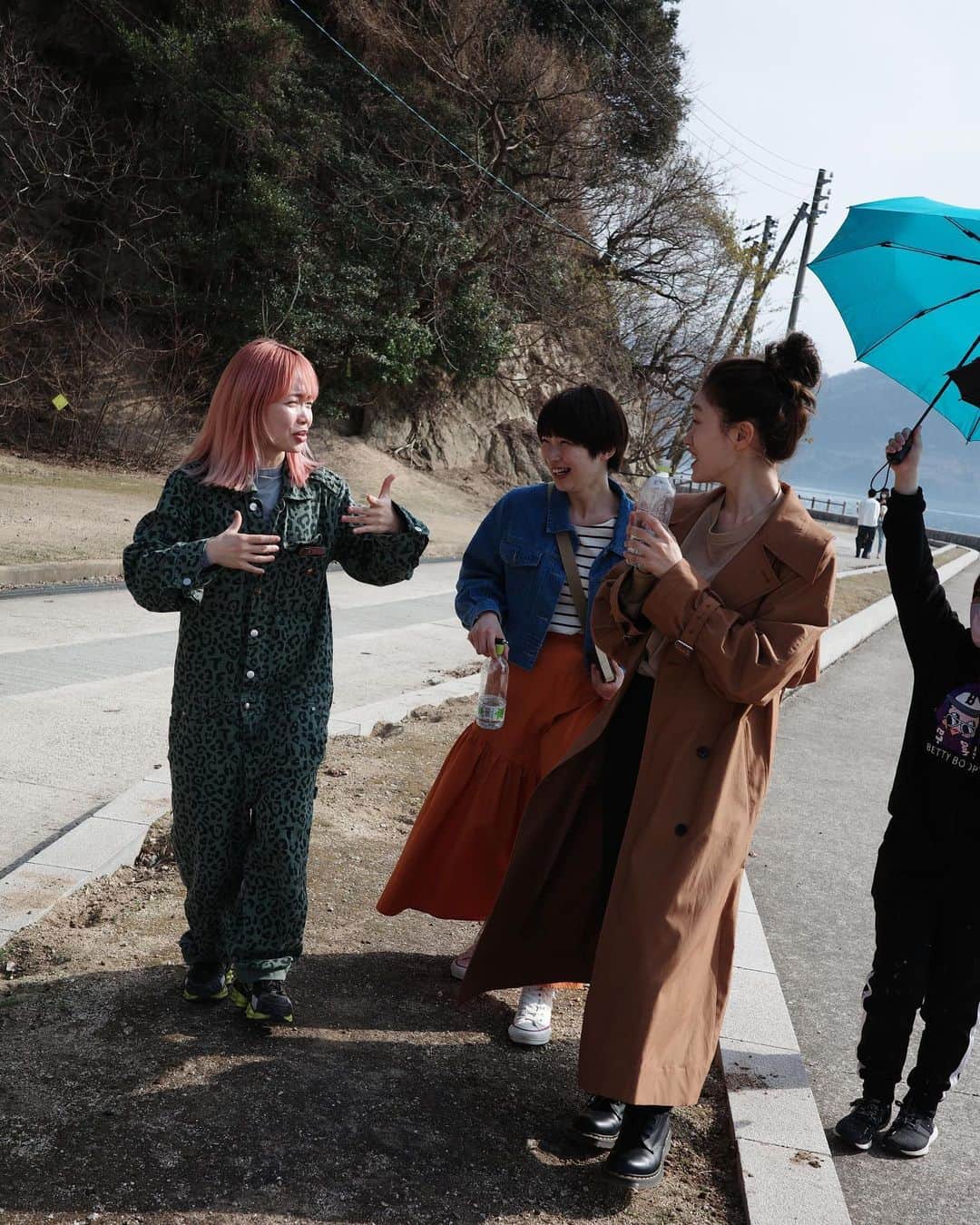 のインスタグラム：「宝物☺️ @yu.kari7  @ryomatsuura   📷　@jumpeimori1112   #aimer  #あてもなく」