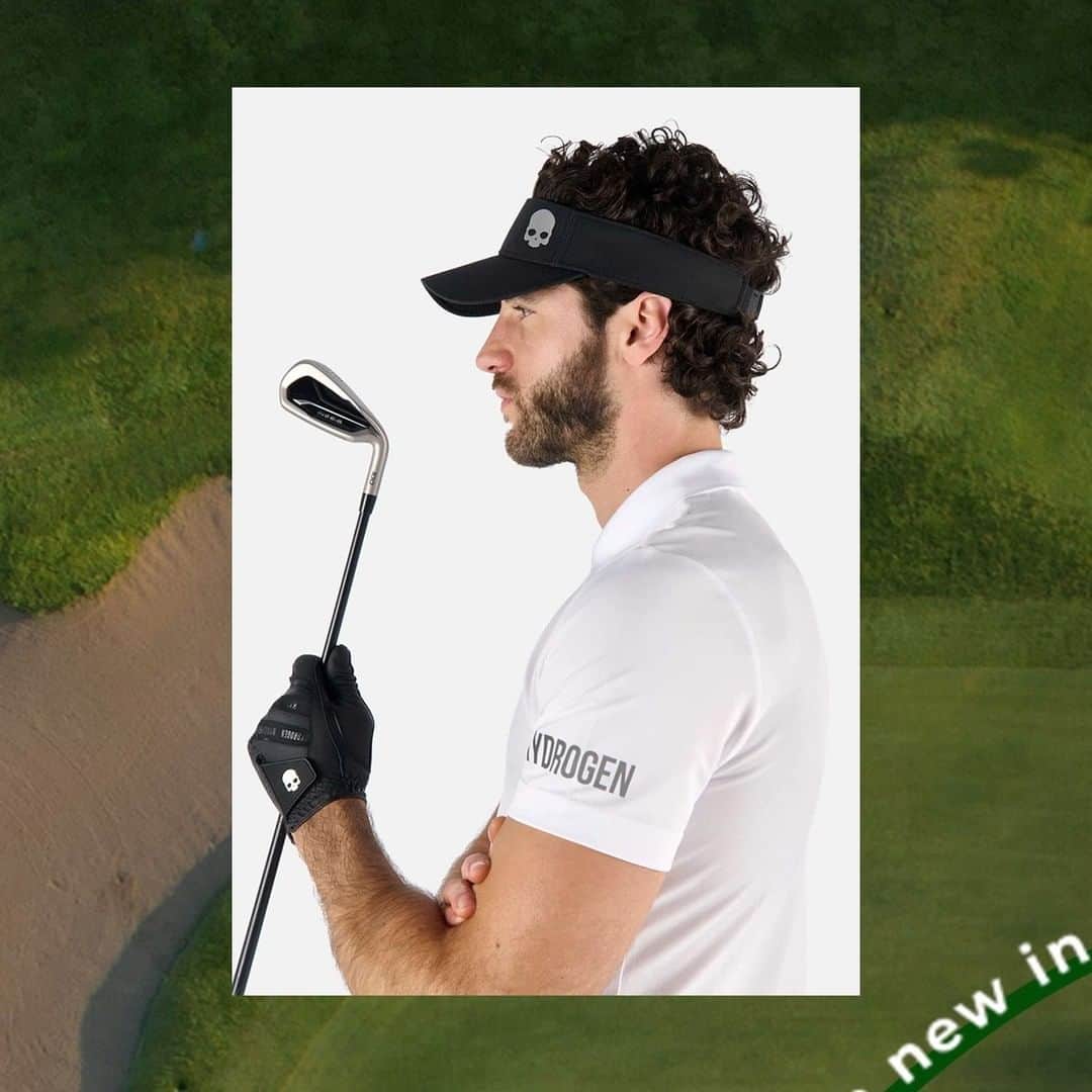 のインスタグラム：「From chipping to putting, our new line of golf apparel for men has got you covered.  ⛳Dress for success on the greens with our high-tech and stylish designs.  www.hydrogen.it  #hydrogen_official #luxurysportswear #golfuniform #golfss23」