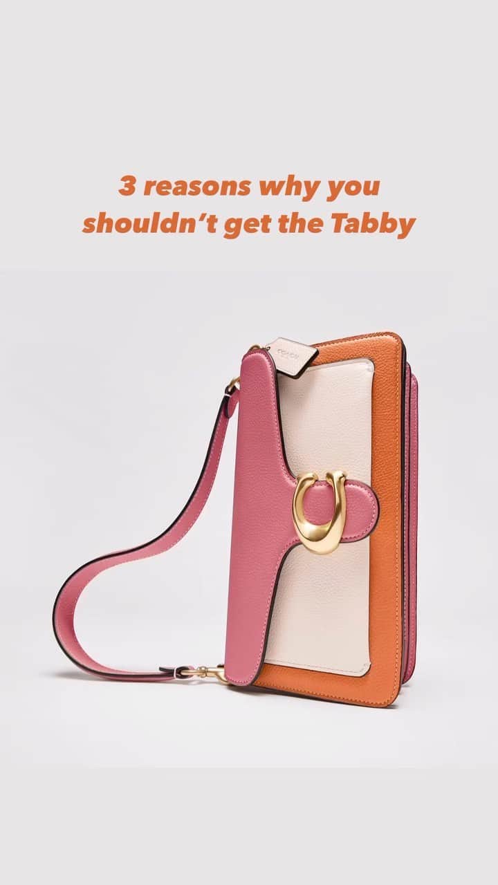 コーチのインスタグラム：「You totally shouldn’t get a made-to-order Tabby bag. 😉 #CoachNY #TabbyBag #InMyTabby #ReasonsWhy」