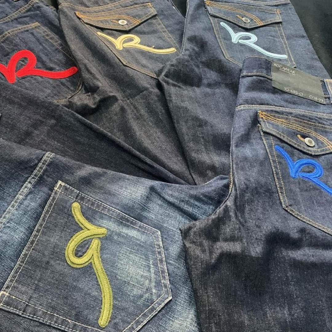 ロカウェアのインスタグラム：「Denim flex. #Rocawear」