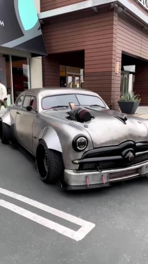 Classics Dailyのインスタグラム：「1949 @maniacsgarage Ford body swapped BMW 📽️ @keystoneautomotiveoperations _ #classicsdaily #Classic #classics #Classiccar #classiccars #americanmuscle #Musclecar #Musclecars #car #cars」