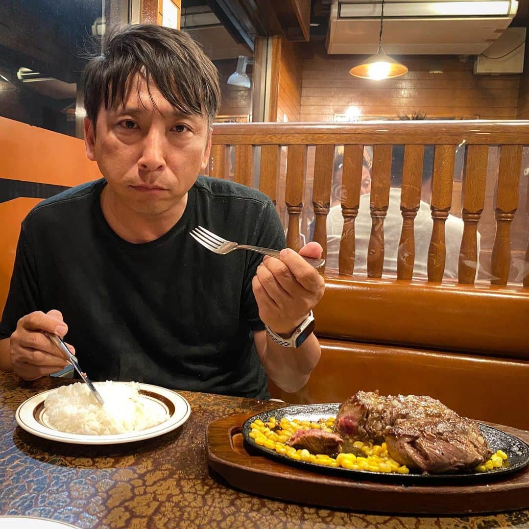 イツカノオトのインスタグラム：「おはようございます♪ 久しぶりの写真更新！ 今日は少しだけブログも書いたよ☆  https://ameblo.jp/itsukanooto/entry-12804667921.html  @hds164 @KAB_kairakudo #イツカノオト　　#KAB. #コバヤシヒロシ　#ツインボーカル　#ボーカル　#シンガー　#シンガーソングライター　#シェアワセ　#バンド　#ギター　#ピアノ　#happy #smile #love #loveu #sherethelove #twinvocal #vocal #singer #singersongwriter #guitar #piano #music #lifeismusic #笑顔で逢えるのを楽しみに」
