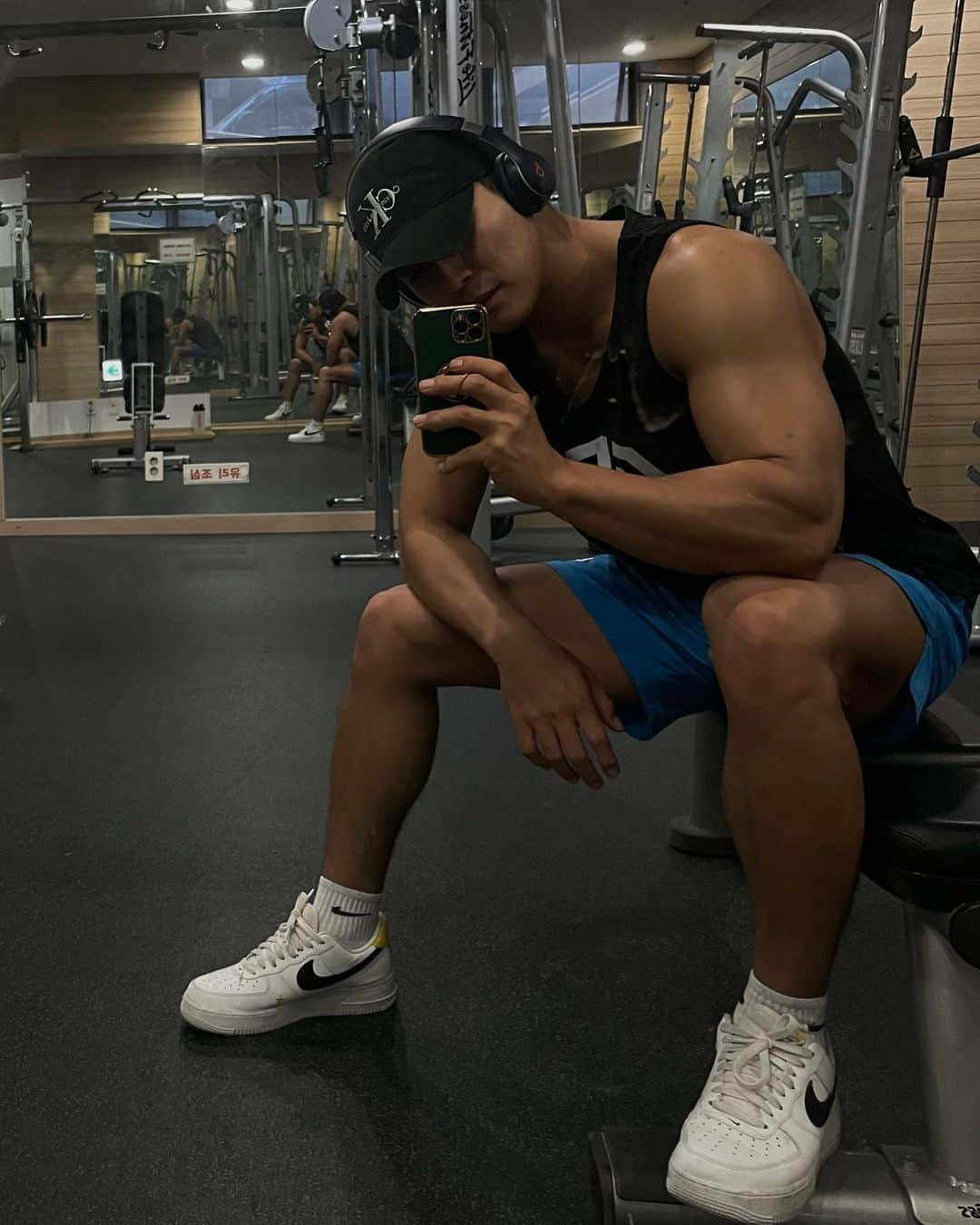 ソ・ハジュンさんのインスタグラム写真 - (ソ・ハジュンInstagram)「🎧🏋🏾」5月26日 18時37分 - seo_ha_jun