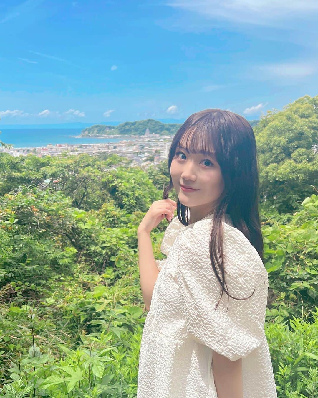 阿部夢梨さんのインスタグラム写真 - (阿部夢梨Instagram)「自然を触れに🌱🕊 ⁡ ⁡ 朝からハイキングもたまにはいいですね〜っ いい天気で気持ちよかった✨」5月26日 18時56分 - yumeri_abe.official