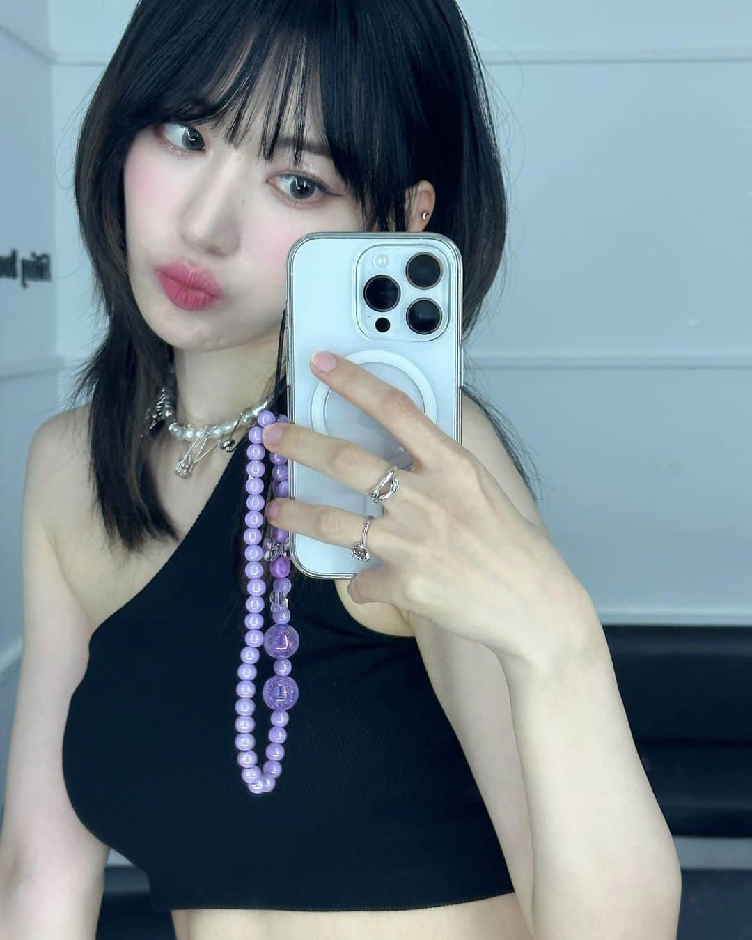 宮脇咲良さんのインスタグラム写真 - (宮脇咲良Instagram)「앞머리🖤」5月26日 18時49分 - 39saku_chan