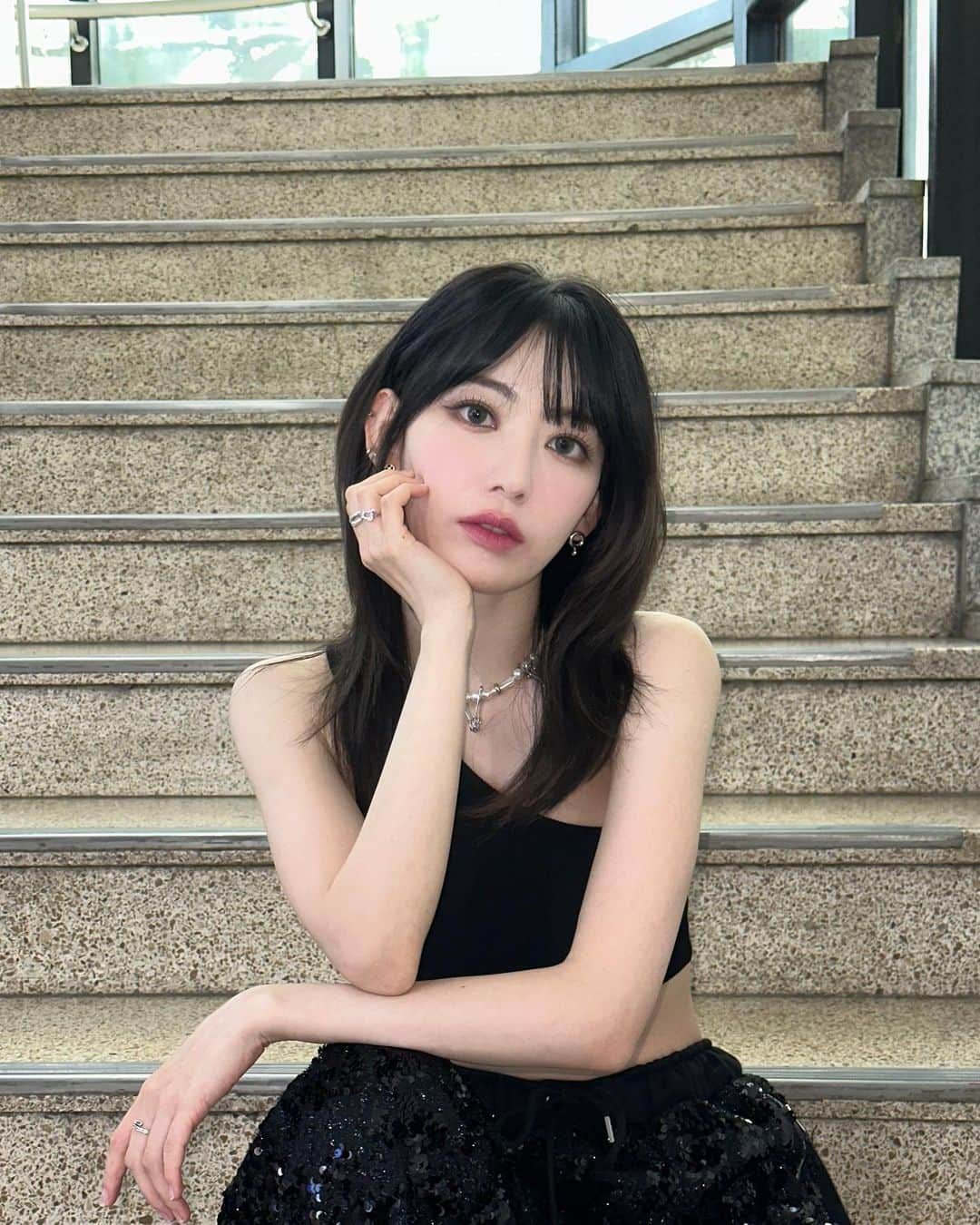 宮脇咲良さんのインスタグラム写真 - (宮脇咲良Instagram)「앞머리🖤」5月26日 18時49分 - 39saku_chan