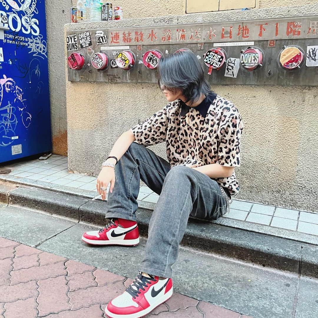 バトシンさんのインスタグラム写真 - (バトシンInstagram)「🐆  #ftw #nike #airjordan1 #aj1chicago」5月26日 19時00分 - takatimun