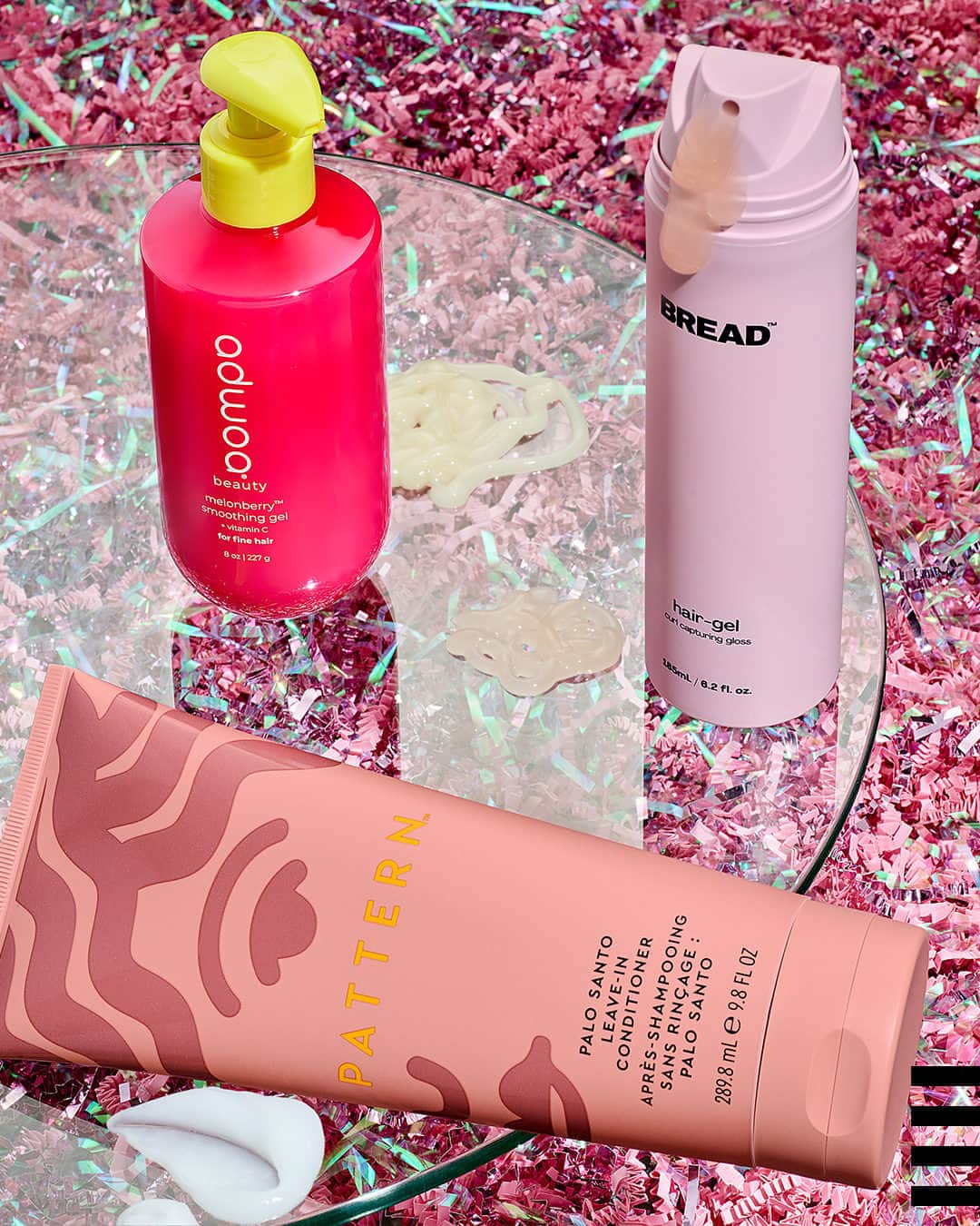 のインスタグラム：「Let’s make a little noise for glossy curls.    @adwoabeauty @bread @patternbeauty」