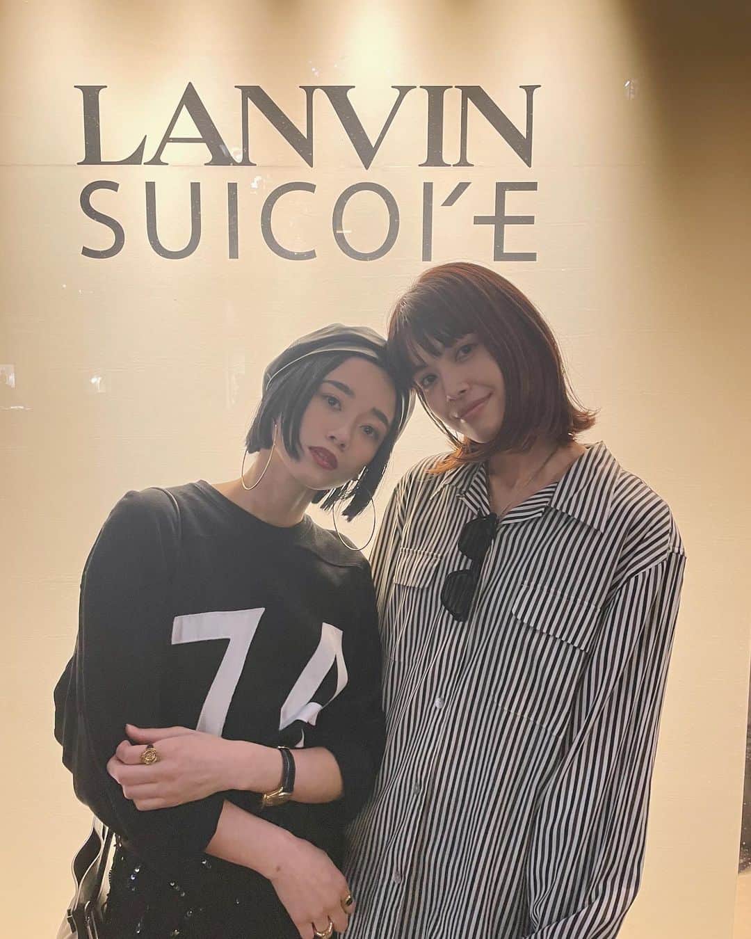 宮城舞さんのインスタグラム写真 - (宮城舞Instagram)「@lanvin ✖️ @suicoke_official  Collaboration Launch party🩴♡  この夏大活躍しそう🔥  #LANVIN #suicoke」5月26日 10時47分 - mai_miyagi