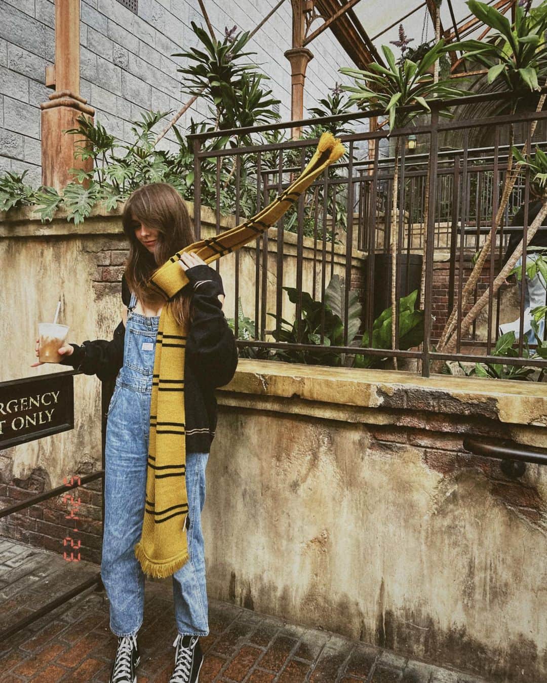 Acacia Brinleyさんのインスタグラム写真 - (Acacia BrinleyInstagram)「Dream of Californication 🤎」5月26日 11時16分 - acaciakersey