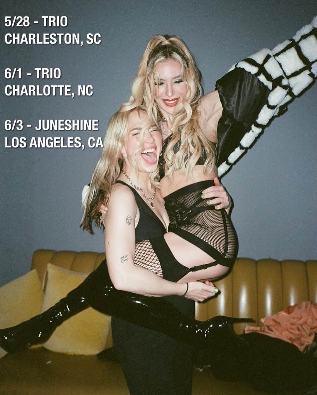 Carter Cruiseさんのインスタグラム写真 - (Carter CruiseInstagram)「this could be us @triocharleston this sunday 🥳 then off to @triocharlotte & back to LA for @longstoryshortparty @juneshine_santamonica (v limited capacity - snag tickets now!)」5月26日 11時58分 - cartercruise